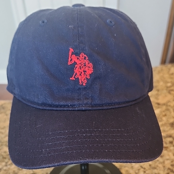 Ralph Lauren Navy Cap with Red Logo - Picture 1 of 3